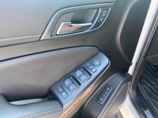 Chevrolet Suburban Premier 4WD 2019