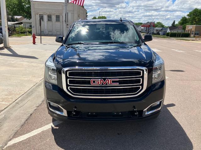 GMC Yukon XL SLE 4WD 2018