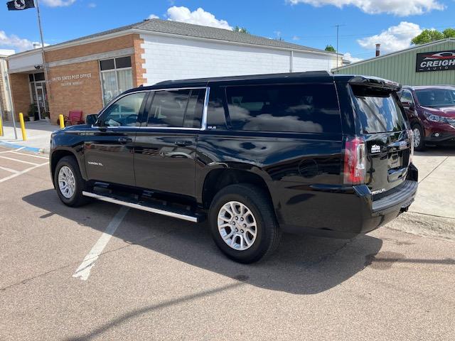 GMC Yukon XL SLE 4WD 2018