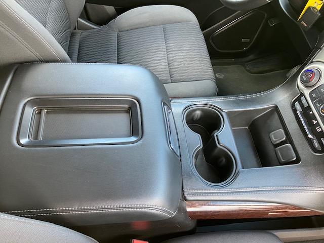 GMC Yukon XL SLE 4WD 2018