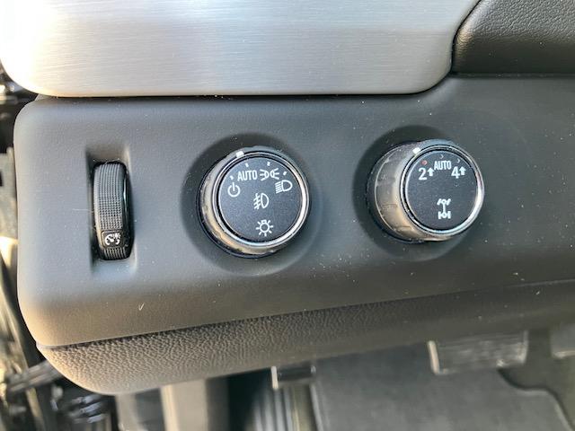 GMC Yukon XL SLE 4WD 2018