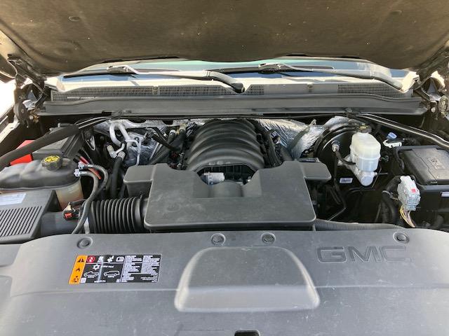 GMC Yukon XL SLE 4WD 2018