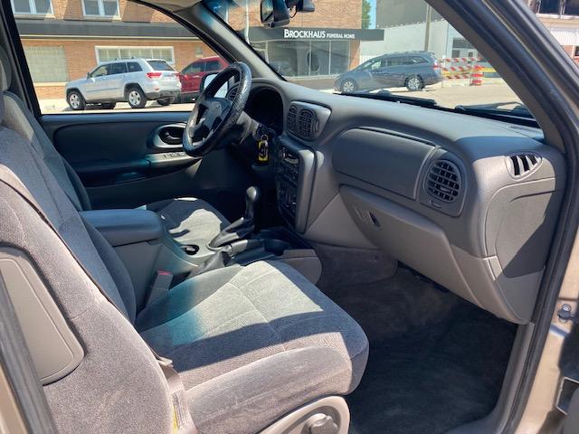 Chevrolet TrailBlazer LS 4WD 2002
