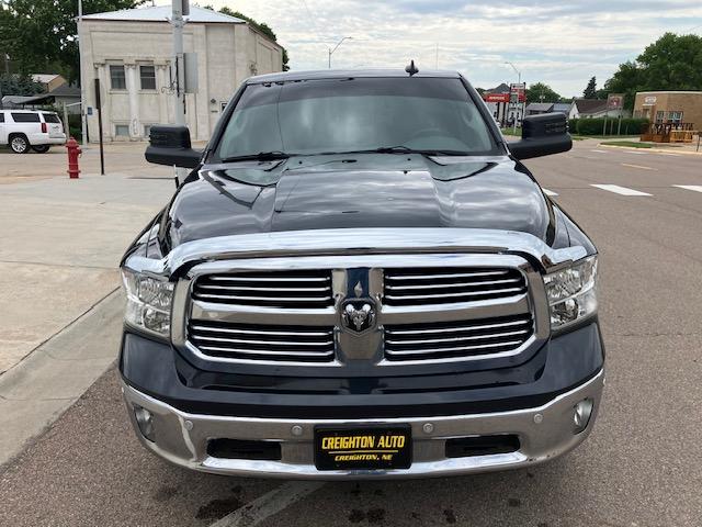 RAM 1500 SLT Crew Cab SWB 4WD 2017