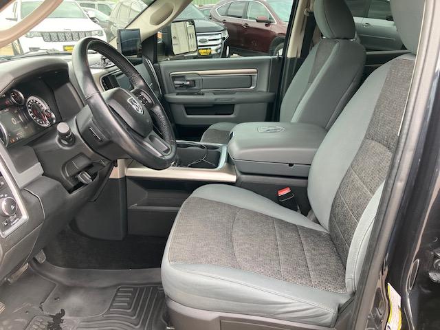 RAM 1500 SLT Crew Cab SWB 4WD 2017