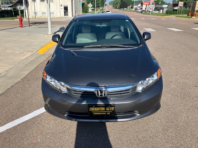 Honda Civic LX Sedan 5-Speed AT 2012