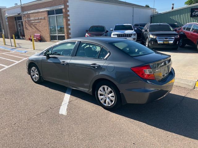 Honda Civic LX Sedan 5-Speed AT 2012