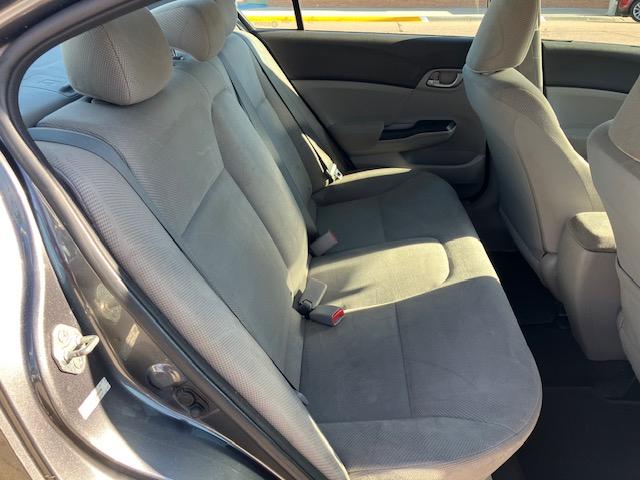 Honda Civic LX Sedan 5-Speed AT 2012