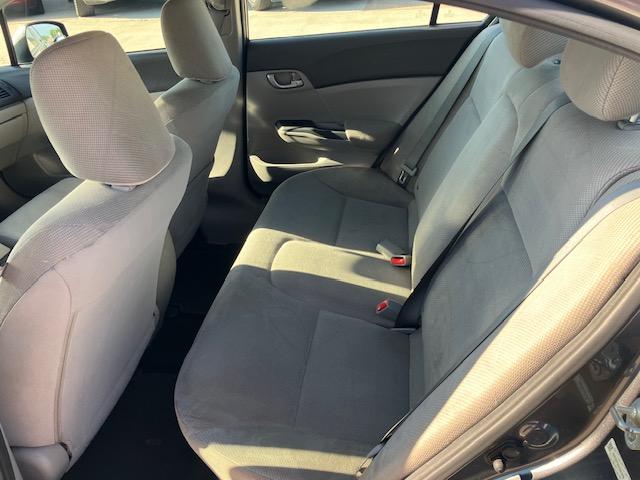 Honda Civic LX Sedan 5-Speed AT 2012