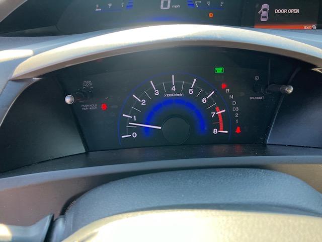 Honda Civic LX Sedan 5-Speed AT 2012