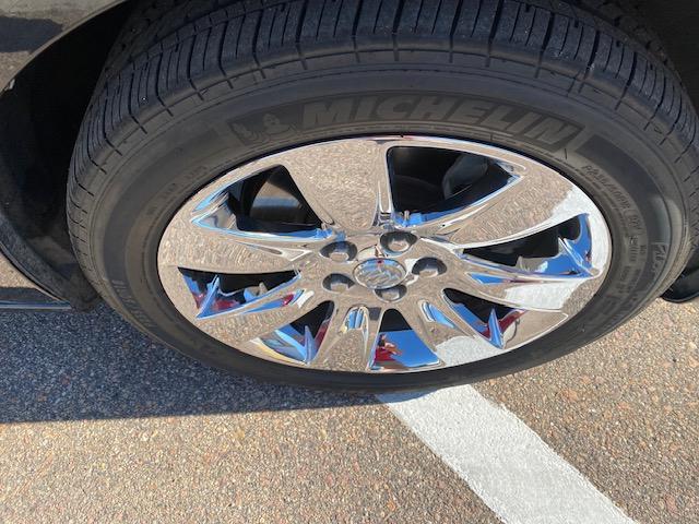 Buick LaCrosse Premium Package 3, w/Leather 2012