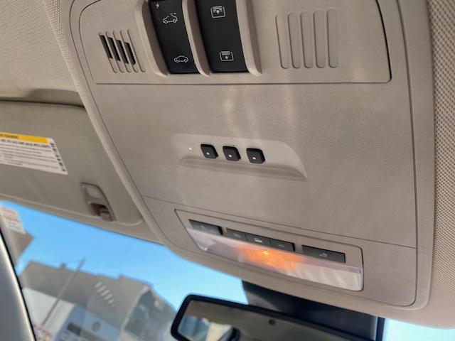 Buick LaCrosse Premium Package 3, w/Leather 2012