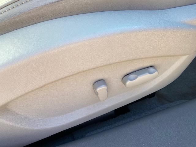 Buick LaCrosse Premium Package 3, w/Leather 2012