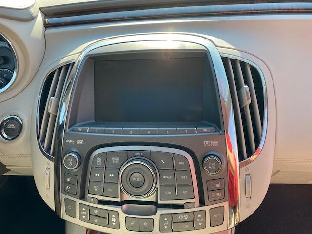 Buick LaCrosse Premium Package 3, w/Leather 2012