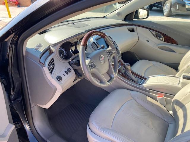 Buick LaCrosse Premium Package 3, w/Leather 2012