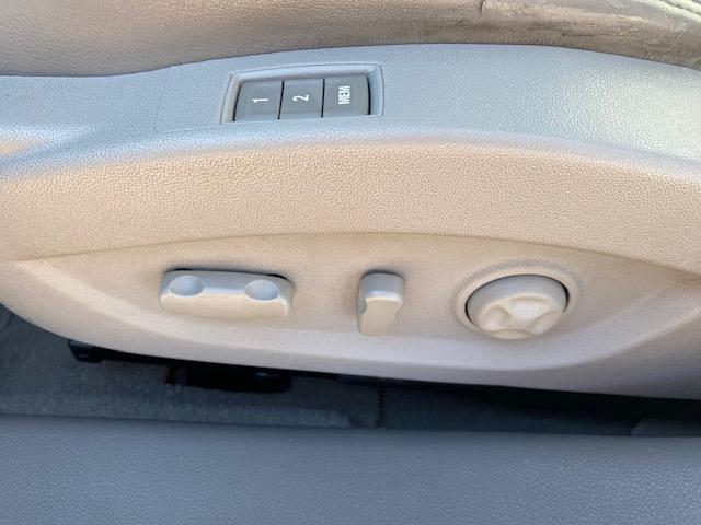 Buick LaCrosse Premium Package 3, w/Leather 2012