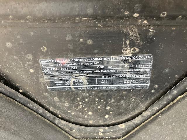 Nissan Frontier LE Crew Cab 4WD 2010