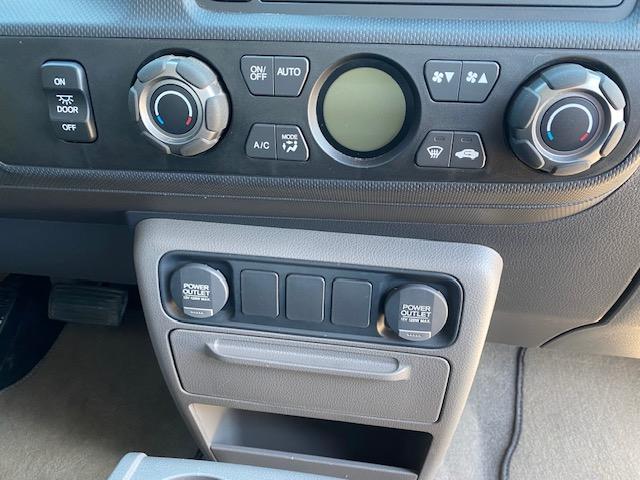 Honda Ridgeline RTS 2011