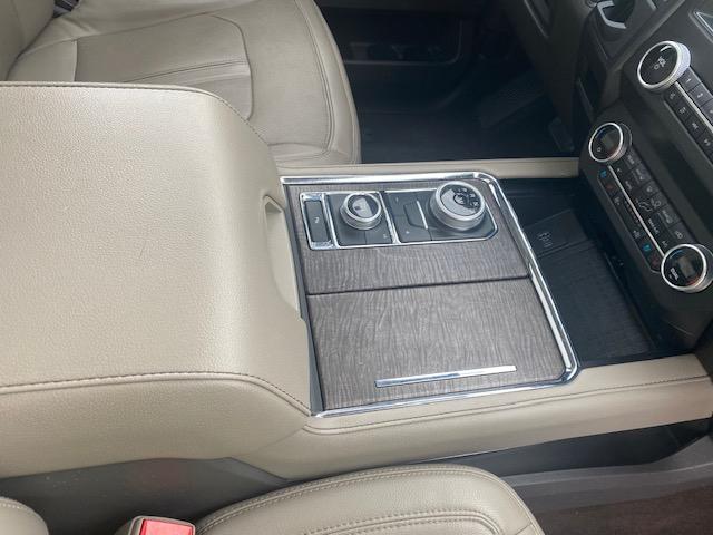 Ford Expedition MAX Limited 4WD 2021