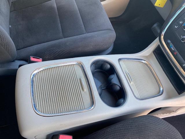Dodge Grand Caravan SXT 2012