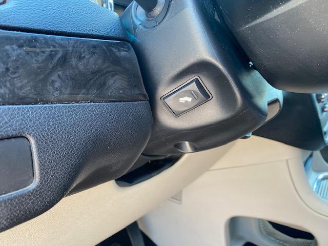 Dodge Grand Caravan SXT 2012
