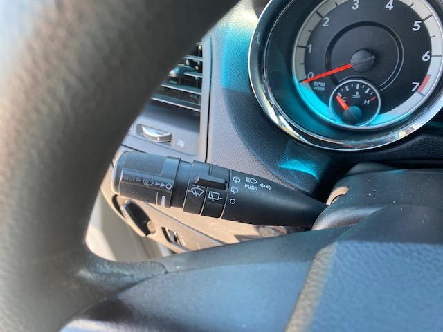 Dodge Grand Caravan SXT 2012