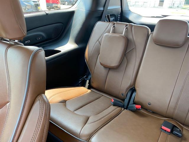 Chrysler Pacifica Limited 2017