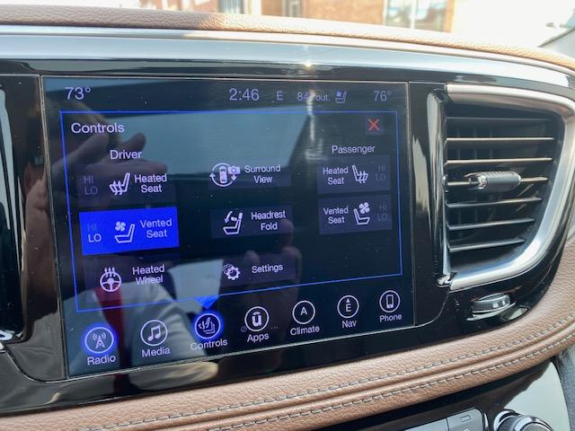 Chrysler Pacifica Limited 2017