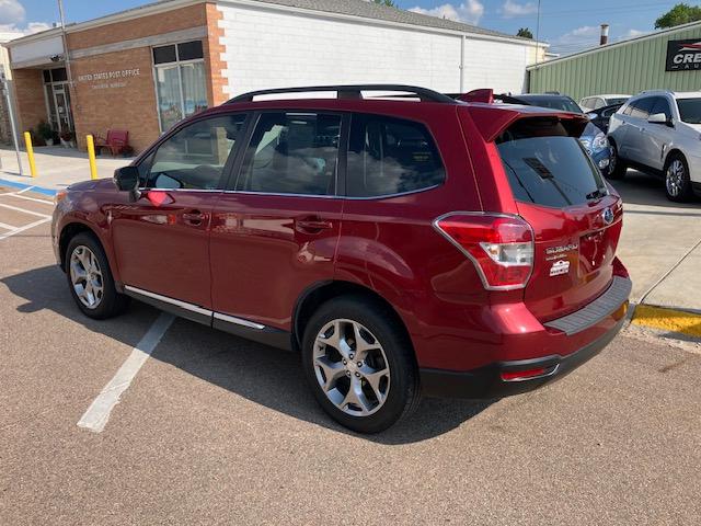 Subaru Forester 2.5i Touring 2016