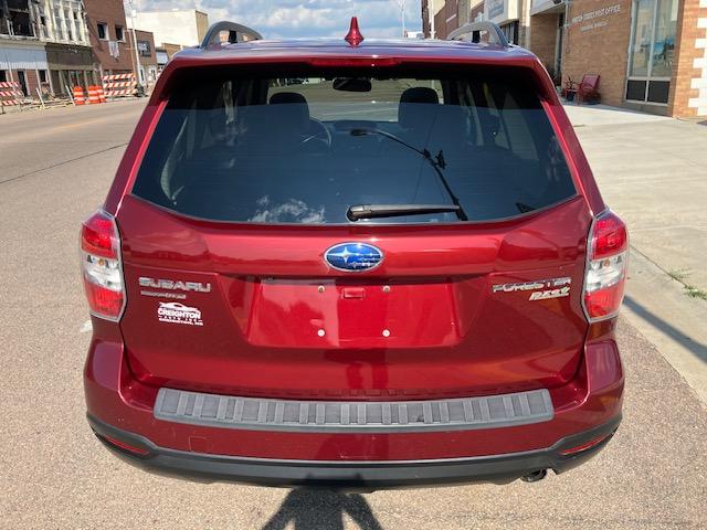Subaru Forester 2.5i Touring 2016