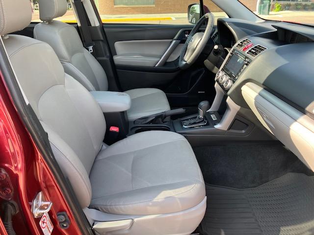 Subaru Forester 2.5i Touring 2016