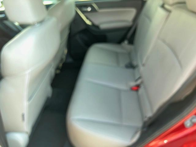 Subaru Forester 2.5i Touring 2016