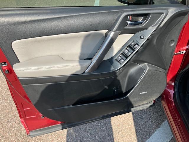 Subaru Forester 2.5i Touring 2016