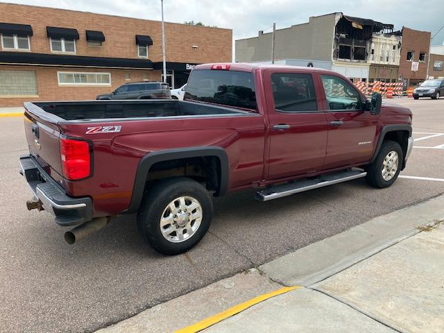 Chevrolet Silverado 2500HD LT Crew Cab Short Bed 4WD 2015