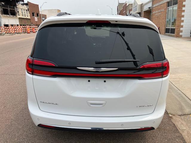 Chrysler Pacifica Limited 2022