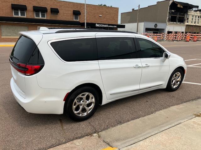 Chrysler Pacifica Limited 2022