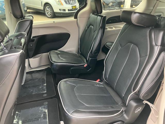Chrysler Pacifica Limited 2022