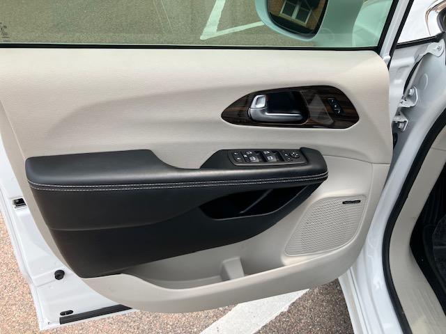 Chrysler Pacifica Limited 2022