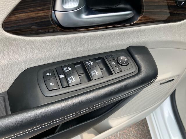 Chrysler Pacifica Limited 2022