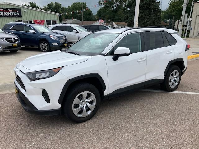 Toyota RAV4 LE AWD 2021