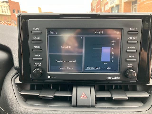 Toyota RAV4 LE AWD 2021
