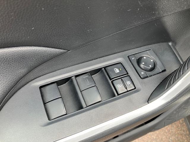 Toyota RAV4 LE AWD 2021