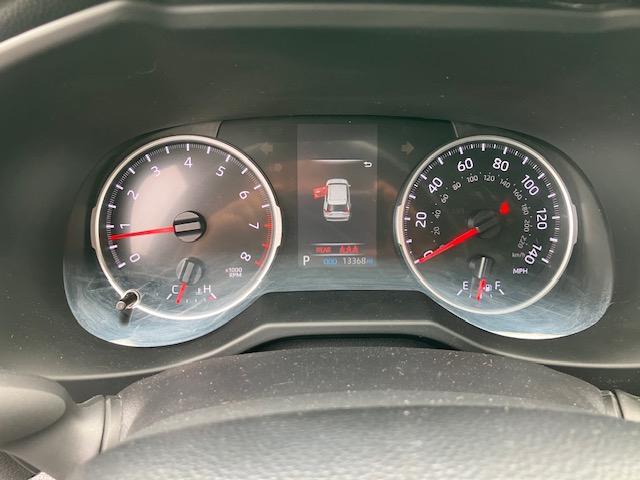 Toyota RAV4 LE AWD 2021