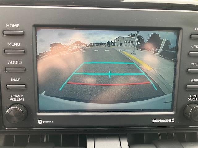 Toyota RAV4 LE AWD 2021