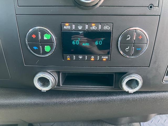 Chevrolet Silverado 1500 Work Truck Ext. Cab Std. Box 4WD 2008