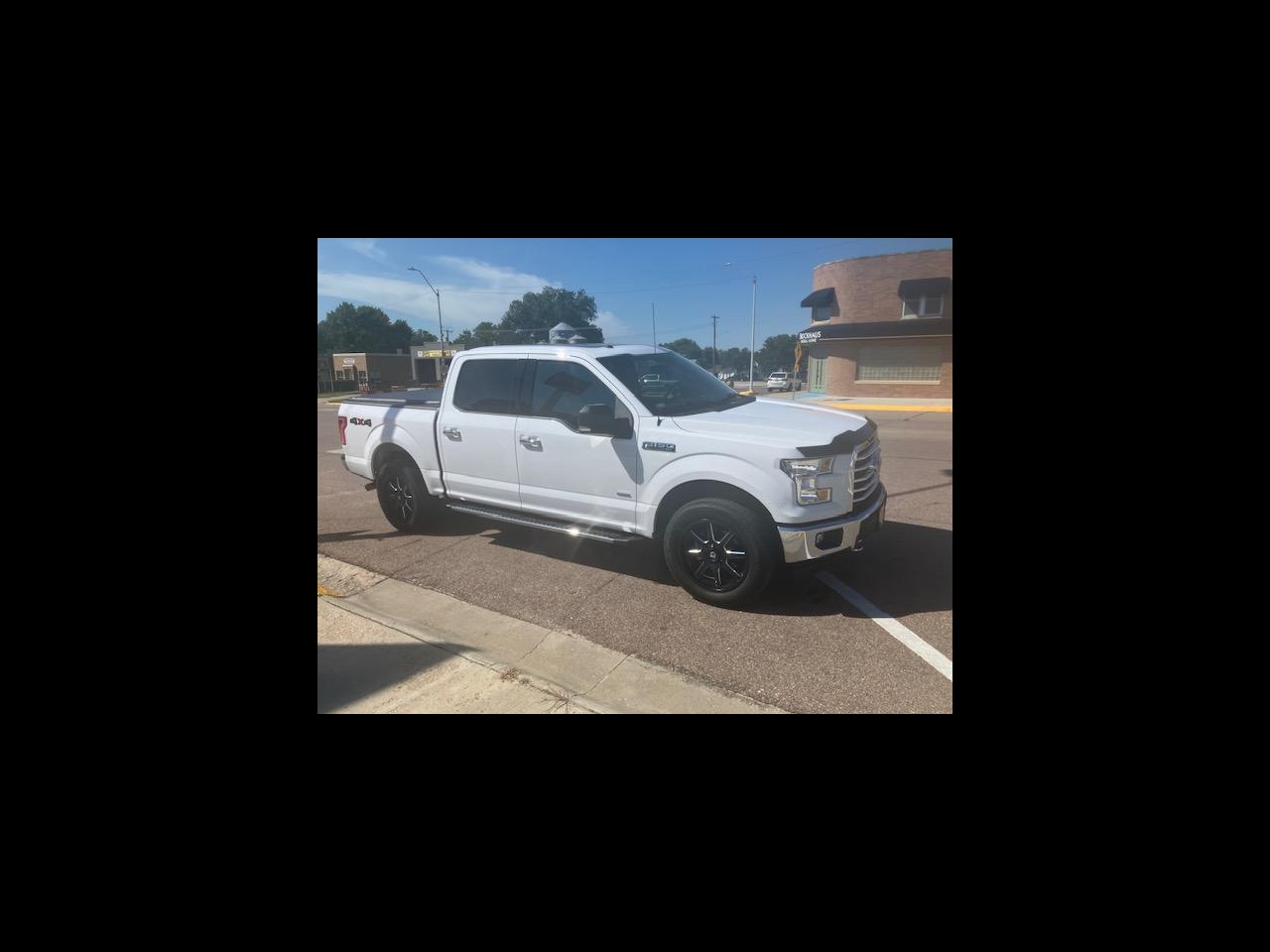 Ford F-150 XLT SuperCrew Short Box 4WD 2017