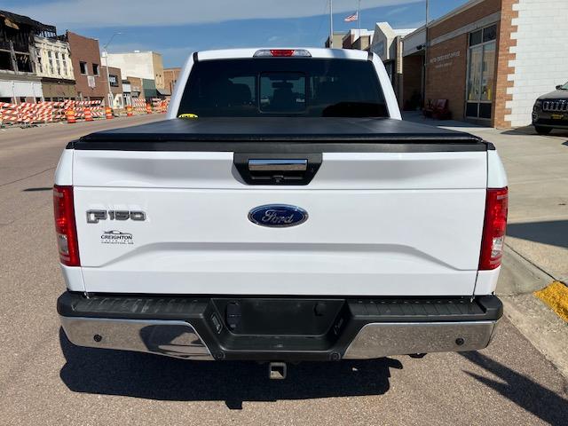 Ford F-150 XLT SuperCrew Short Box 4WD 2017