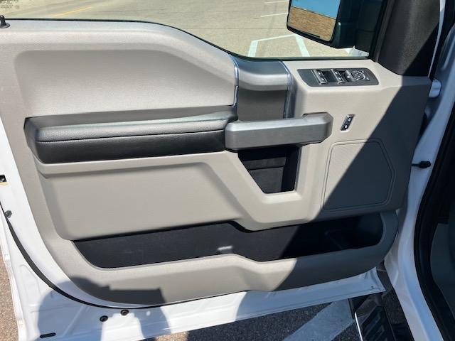 Ford F-150 XLT SuperCrew Short Box 4WD 2017