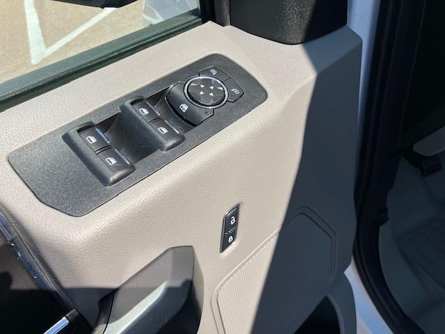 Ford F-150 XLT SuperCrew Short Box 4WD 2017