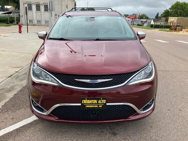 Chrysler Pacifica Limited 2018